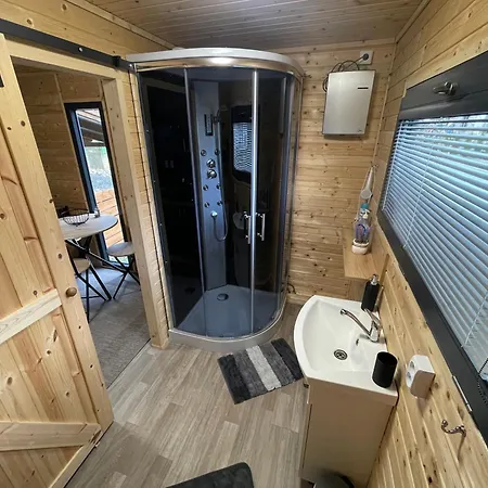 Glamping Les Kralovstvi *