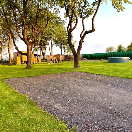 Glamping Les Kralovstvi *