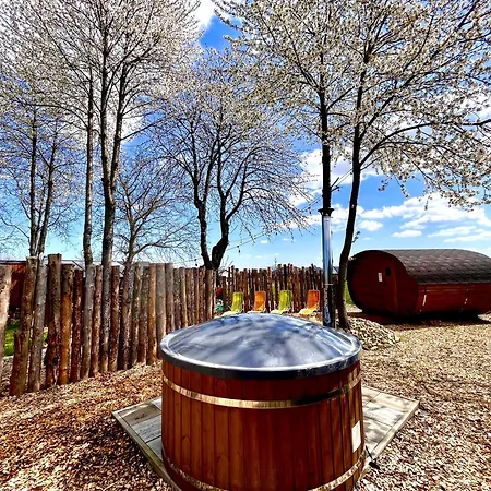 אוהל מפואר Glamping Les Kralovstvi Bílá Třemešná